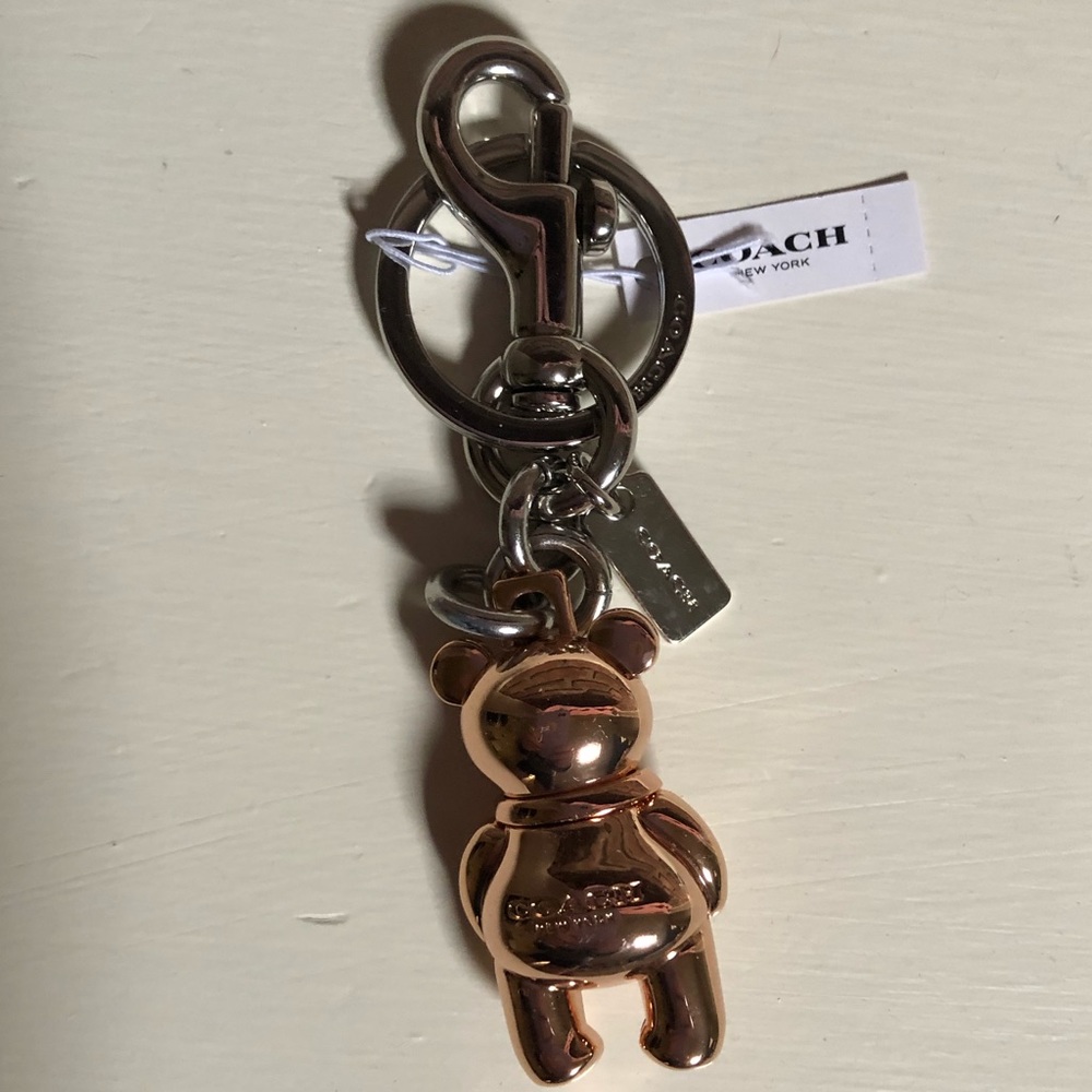 🆕 Coach 3D Teddy Bear Key Fob Bag Charm Rose Gold - Picture 6 of 9